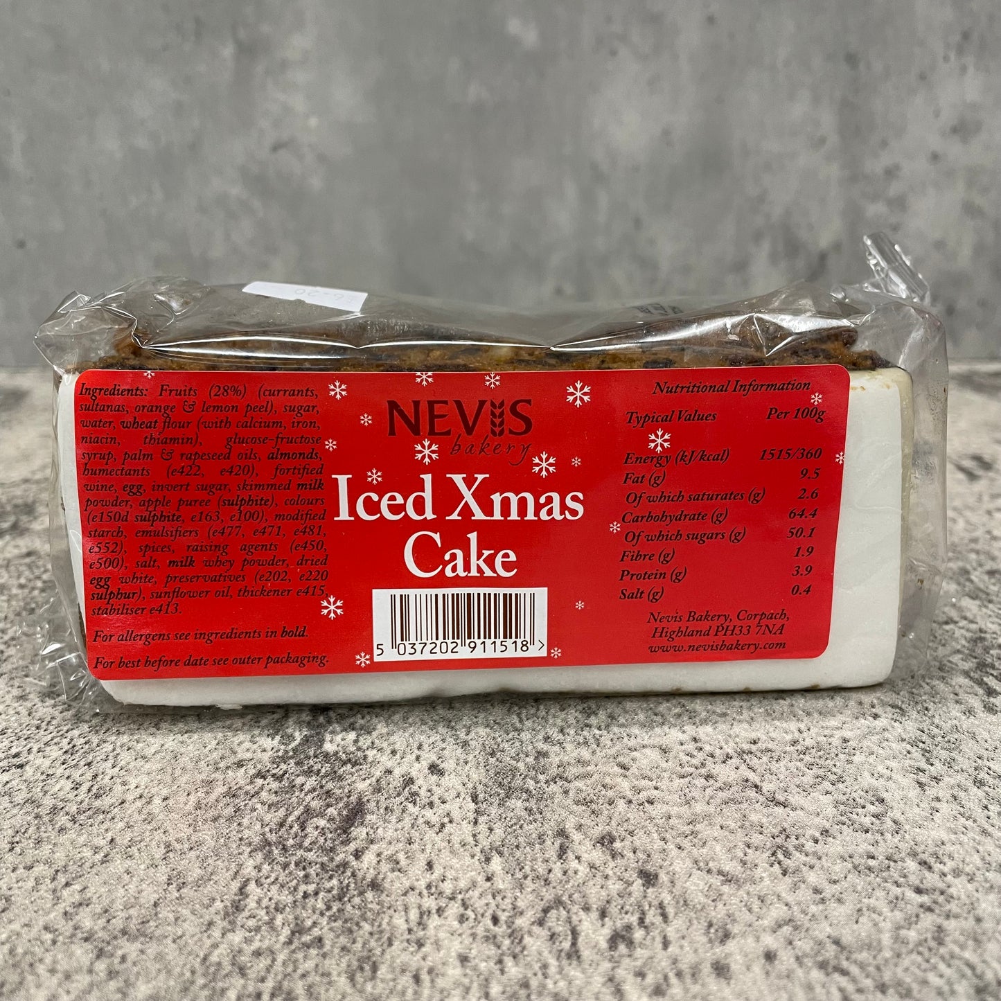 Nevis Iced Christmas Cake